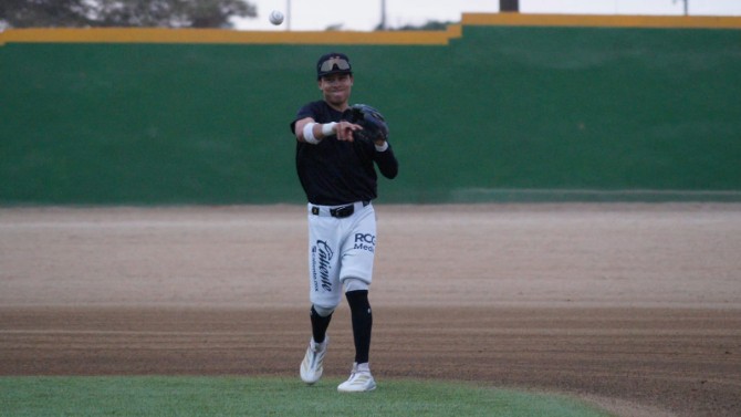 Los BarbaNegras de Tijuana se llevan el resultado en el Rubén Sánchez Legaspy